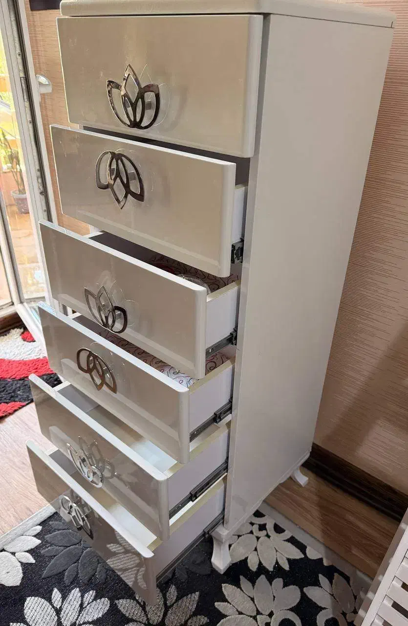 دراور شش کشو ایستاده.|جاکفشی، کمد، دراور|پردیس, فاز ۳|دیوار