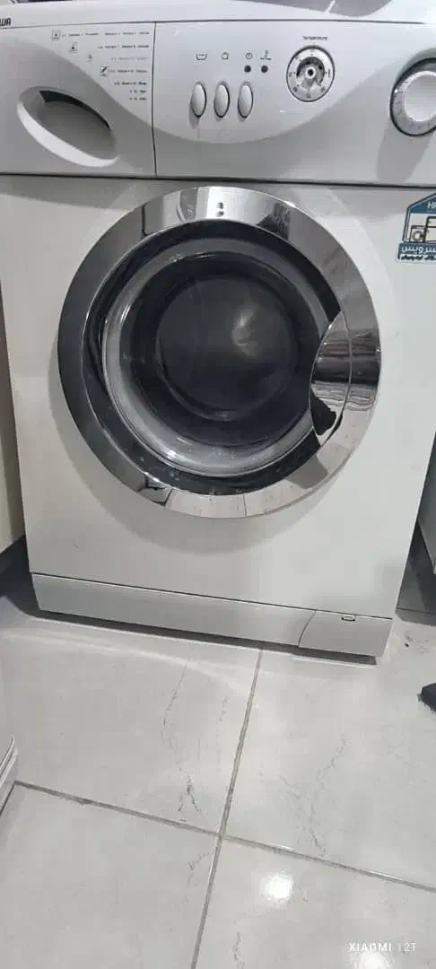 ماشین لباسشویی اسنوا|ماشین لباسشویی و خشککن لباس|شاهینشهر, مسکن مهر|دیوار