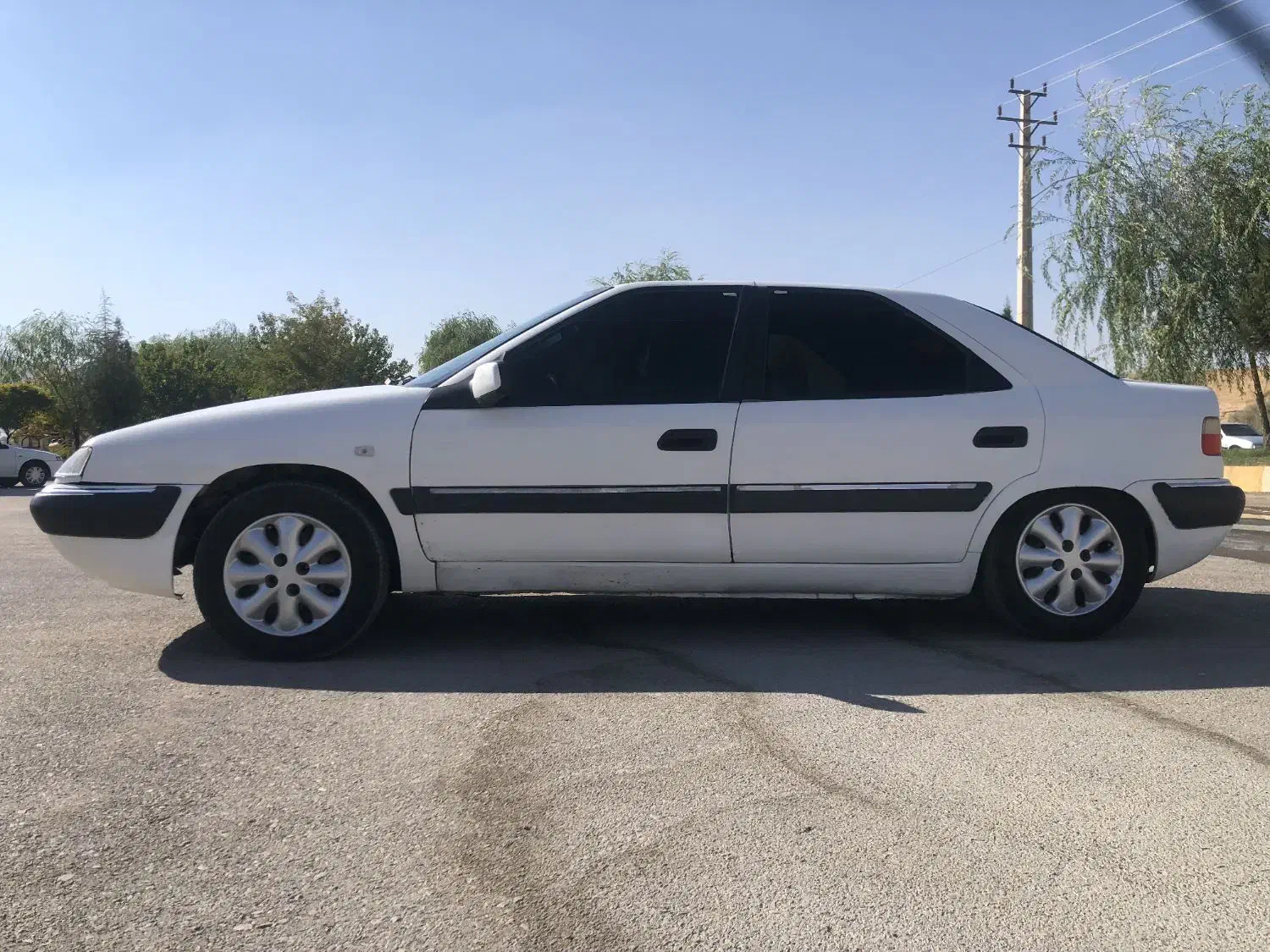 زانتیا سفید|خودرو سواری و وانت|یاسوج, |دیوار