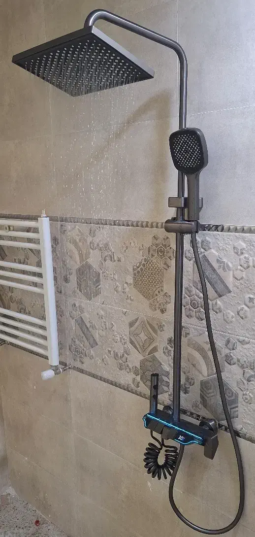 نصب  سینک پیانویی. شیرآلات. فرنگی و روشویی|خدمات پیشه و مهارت|شیراز, فضل‌آباد|دیوار