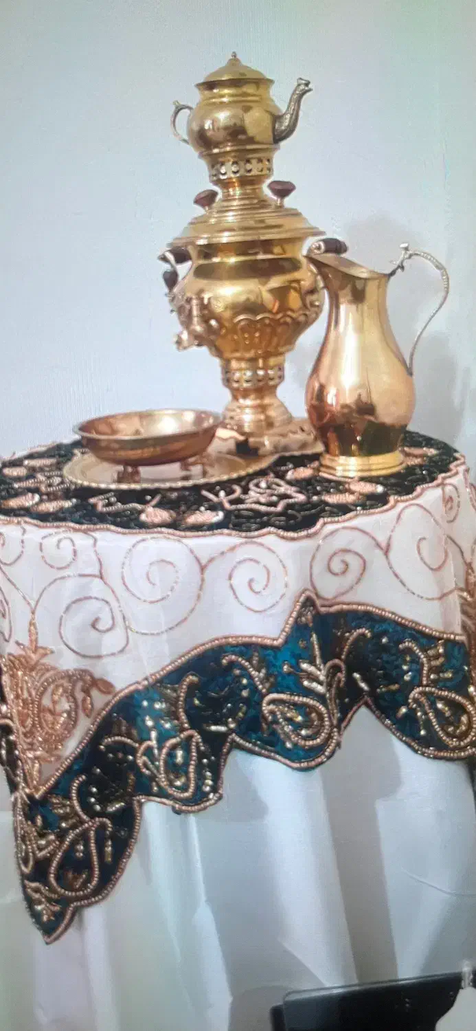 سماور برنجی و میز و رومیزی|صنایع دستی و سایر لوازم تزئینی|کرج, اسلامآباد|دیوار