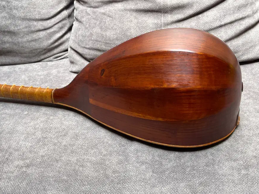 تنبور نریمان ابنوسی قدیمی|سازهای سنتی|تهران, تجریش|دیوار