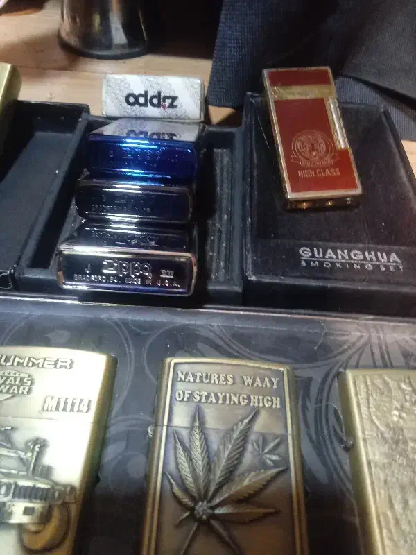 فروش انواع فندکهایه زیپو وخریدانواع فندک‌های|کلکسیون و سرگرمی|تبریز, |دیوار