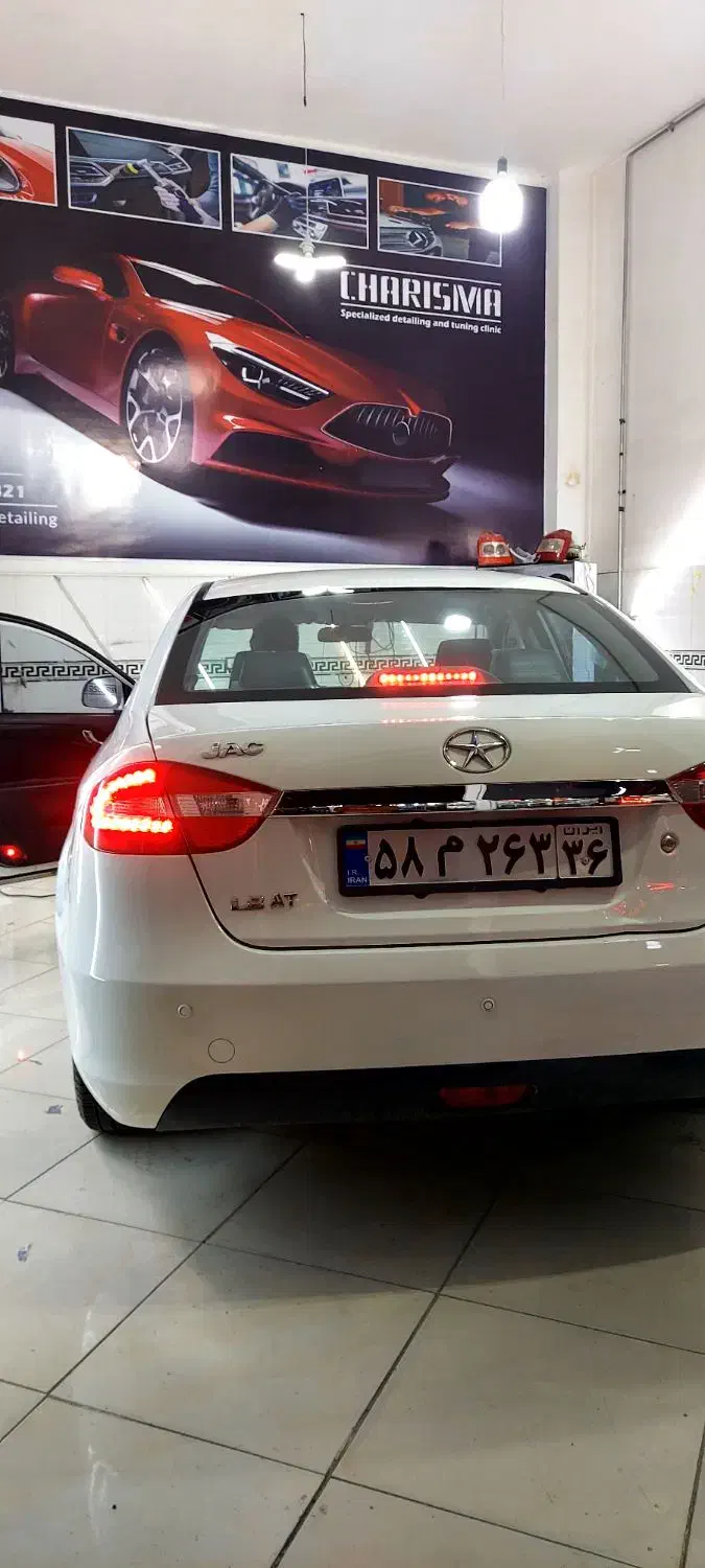 کاریزما دیتیلینگ. بهترین کیفیت از ما بخواهید.|خدمات موتور و ماشین|سبزوار, هویزه|دیوار