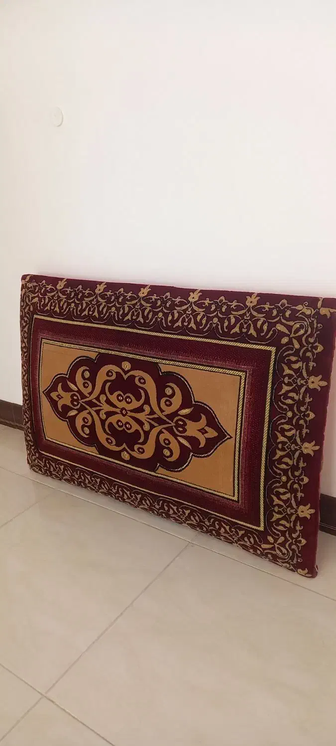 ۸ عدد مخطا نو|پشتی|قهدریجان, |دیوار