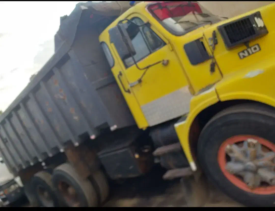 N10  مدل 73  درجه ۱ . ولوو|خودرو سنگین|بابل, |دیوار