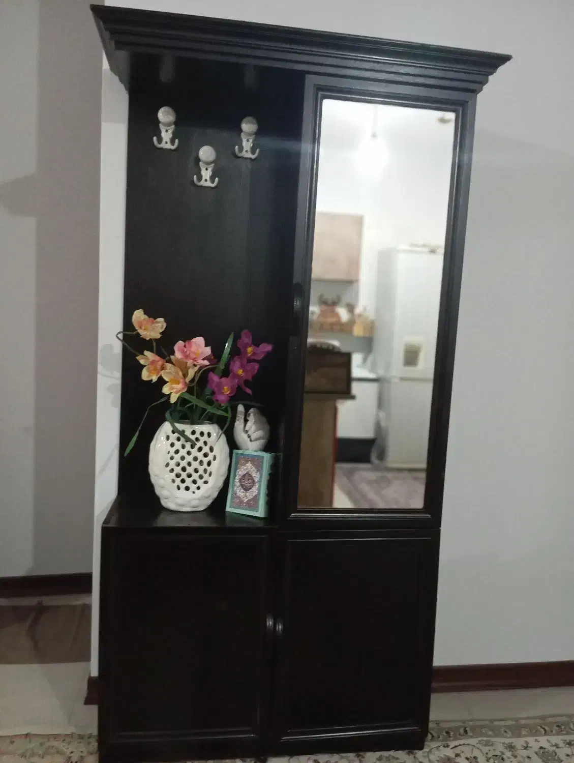 میز تلویزیون شیشه ای کمد یا جاکفشی|جاکفشی، کمد، دراور|آمل, |دیوار