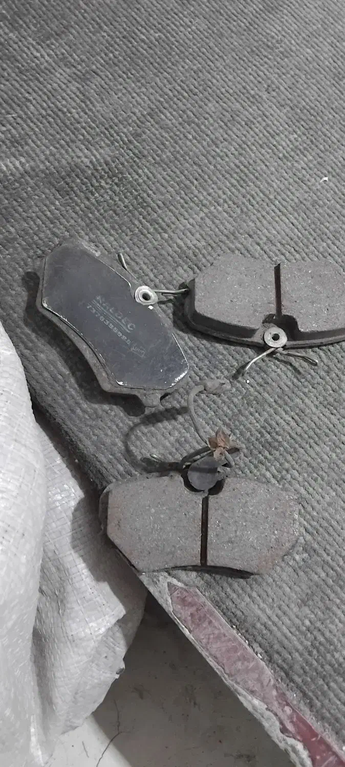 لنت پژو ۴۰۵|قطعات یدکی و لوازم جانبی|مشهد, کوشش|دیوار