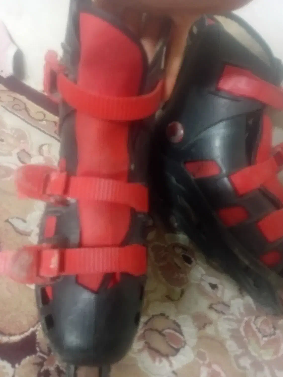 اسکیت|دوچرخه، اسکیت، اسکوتر|ری, جوانمرد قصاب|دیوار