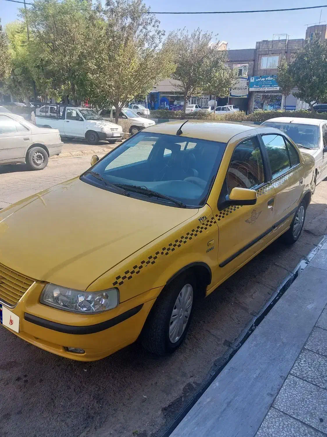 تاکسی سمندمدل۹۳تمیزوسالم|خودرو سواری و وانت|قم, آزادگان|دیوار