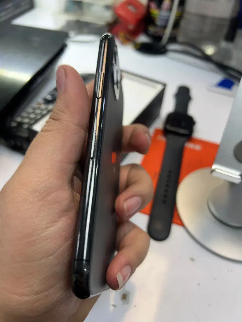 ایفون ۱۱ پرو ۲۵۶ گیگ|موبایل|کرج, عظیمیه|دیوار