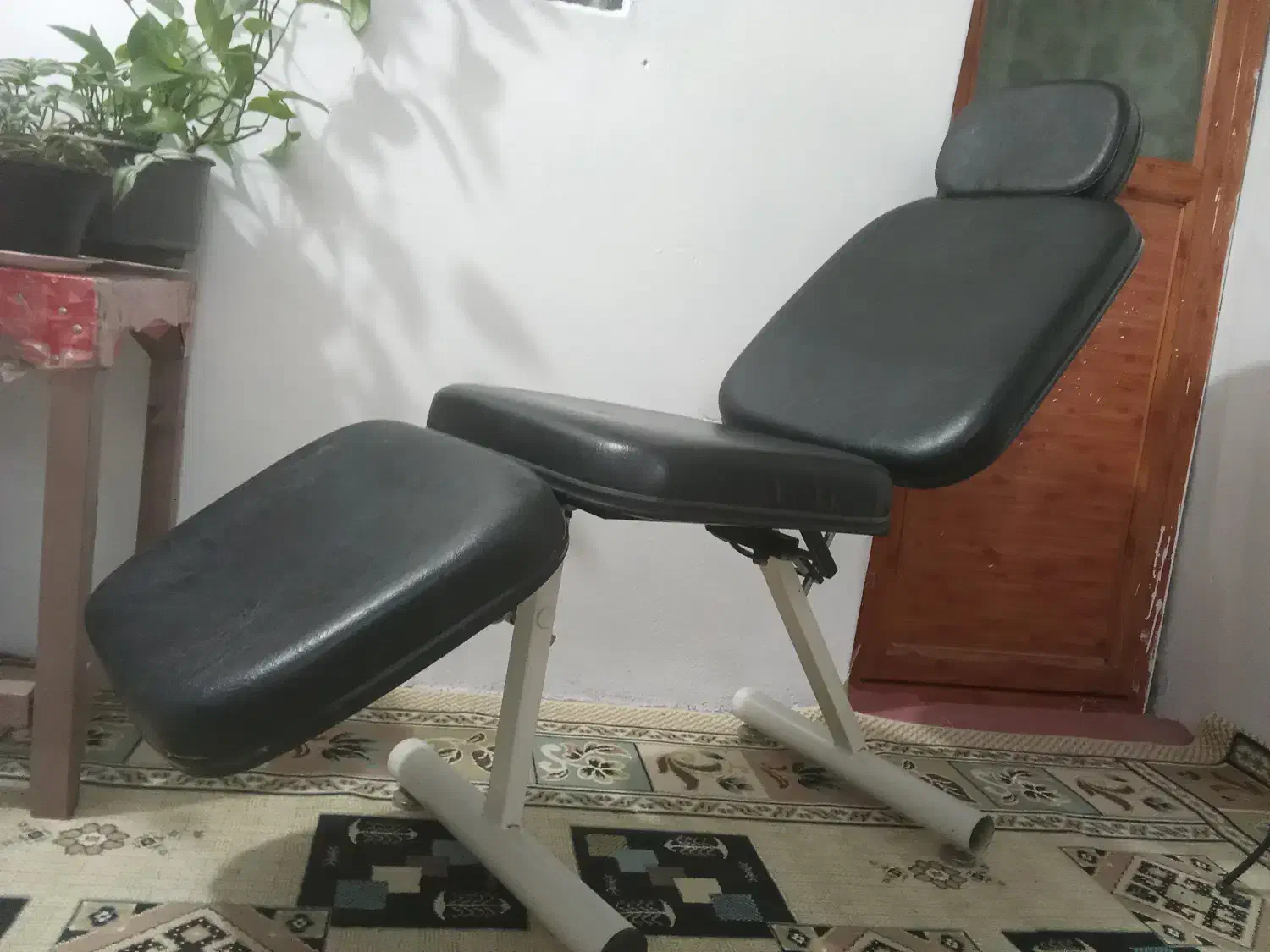 صندلی سه کاره|آرایشگاه و سالنهای زیبایی|محمدیه-قزوین, |دیوار