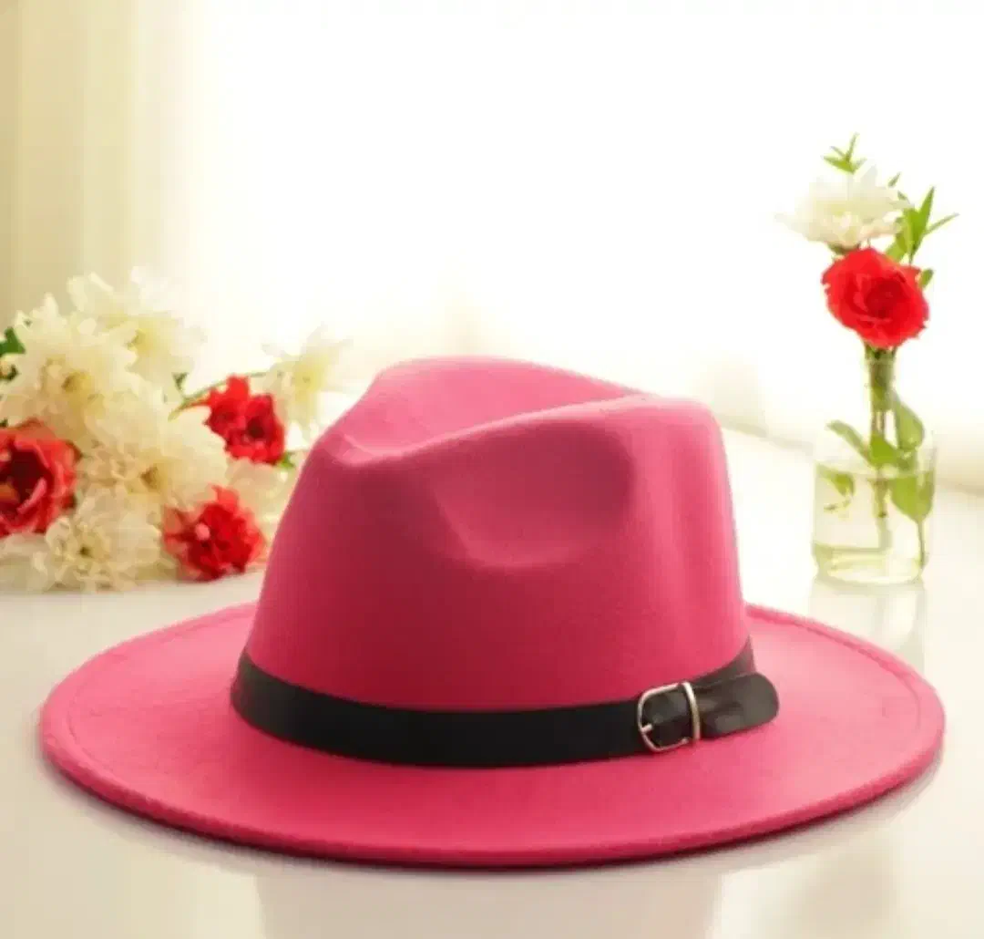 کلاه خاخامی|لباس|طرقبه, |دیوار