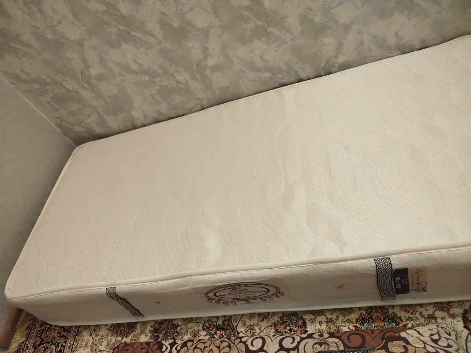 ست تخت و دراور زیبا تشک یک نفره|تخت و سرویس خواب|مشهد, هفده شهریور|دیوار