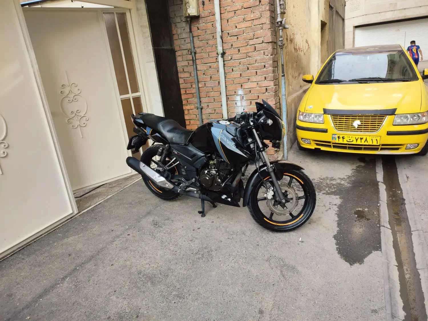 اپاچی 160 مشکی|موتورسیکلت|تهران, نیروی هوایی (پیروزی)|دیوار