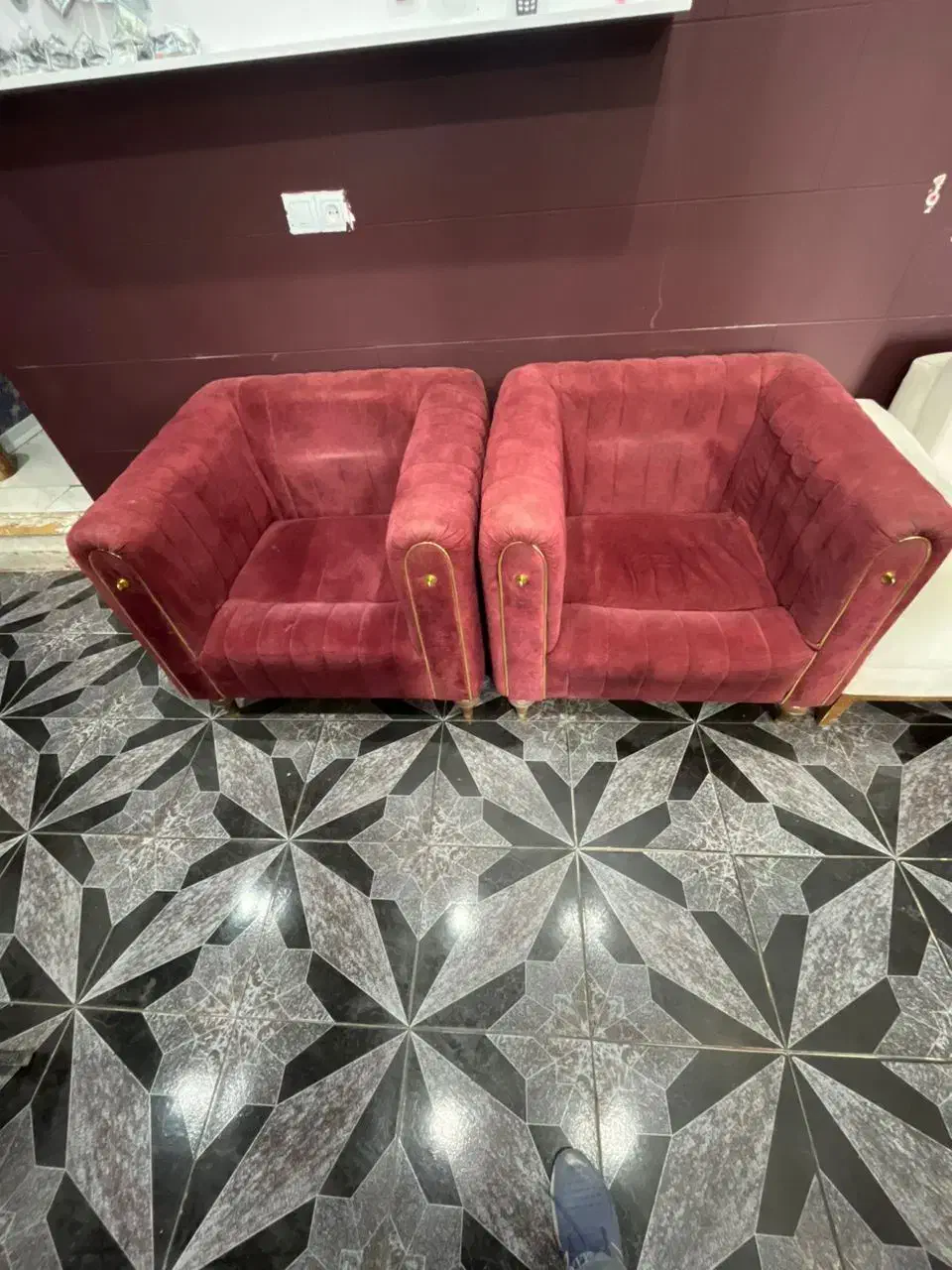 چند عدد مبل تکی و دونفره|مبلمان خانگی و میز عسلی|امیدیه, |دیوار