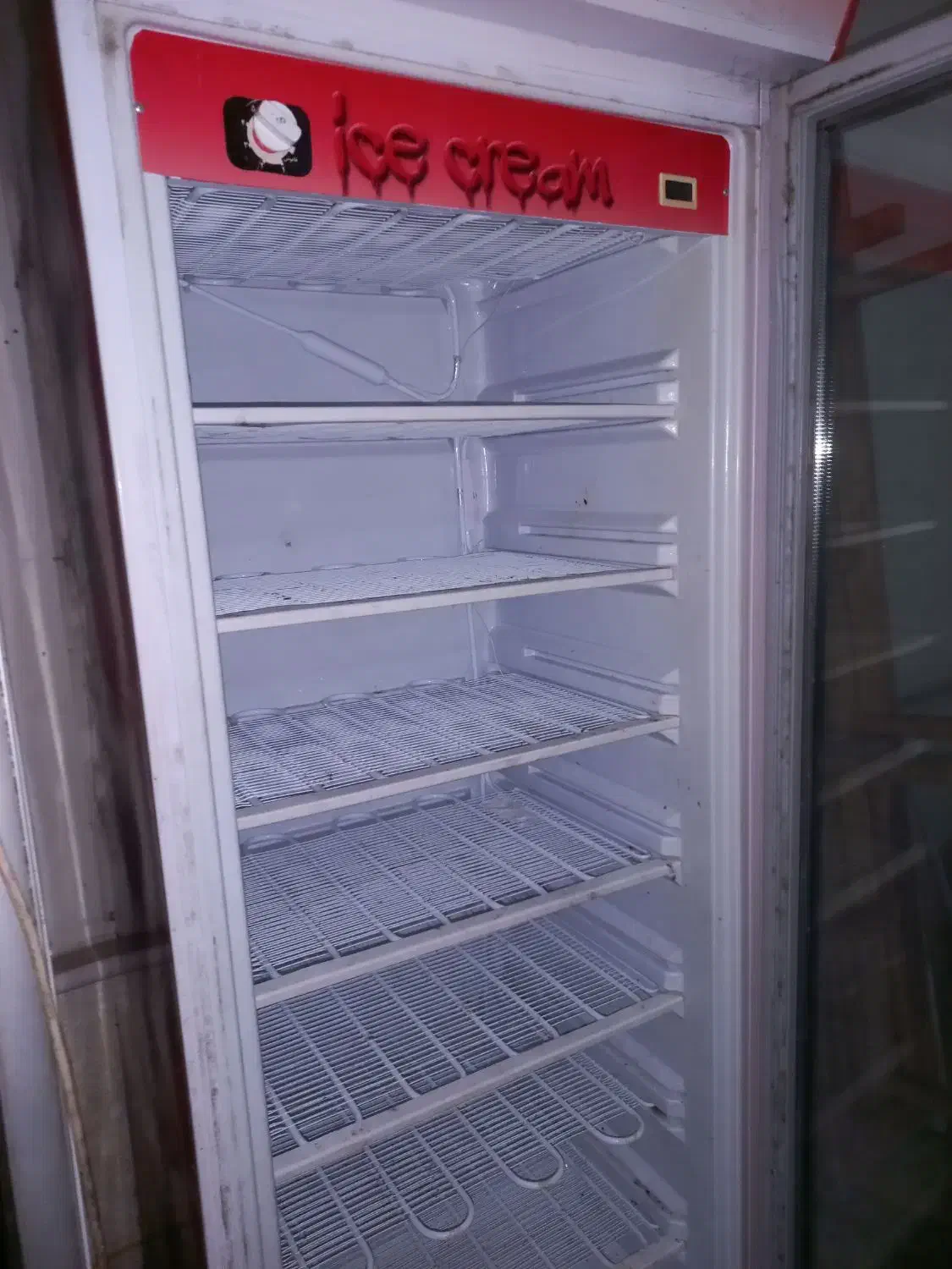 فریزر فروشگاهی ایستاده ۲۳ میلیون|فروشگاه و مغازه|چاف و چمخاله, |دیوار