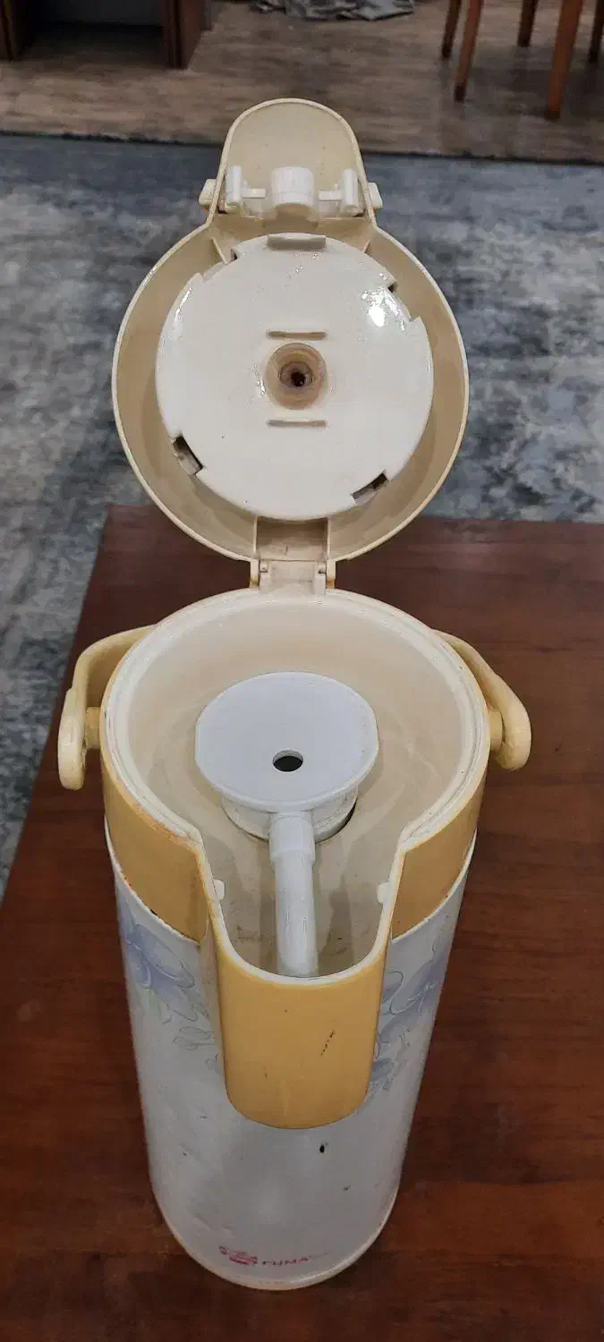 ۲عدد فلاسک چای|قوری، کتری، قهوه‌ساز دستی|گرگان, |دیوار