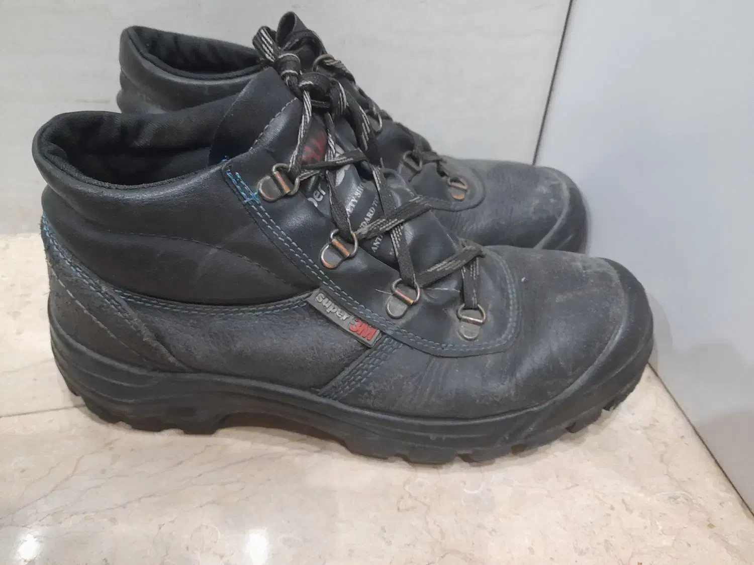 کفش کار پنجه اهنی ساق بلند چرم|کیف، کفش، کمربند|اصفهان, شهرک امام زمان|دیوار