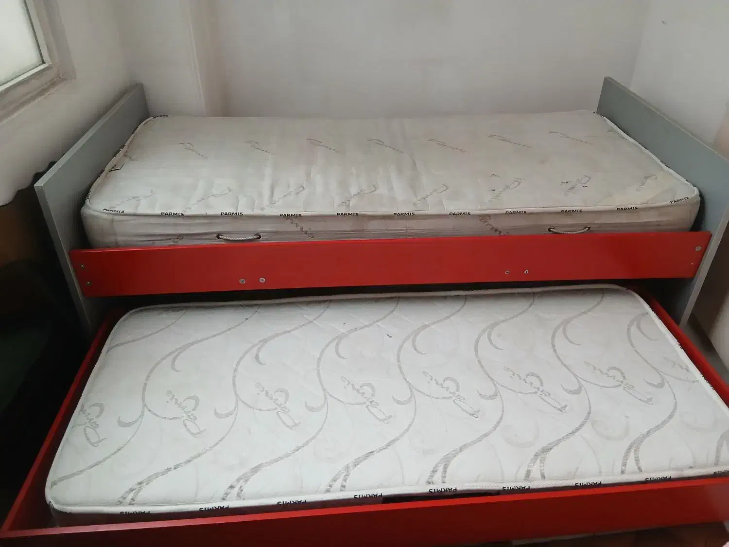 تخت خواب نو جوان|تخت و سرویس خواب|چهاردانگه (تهران), |دیوار