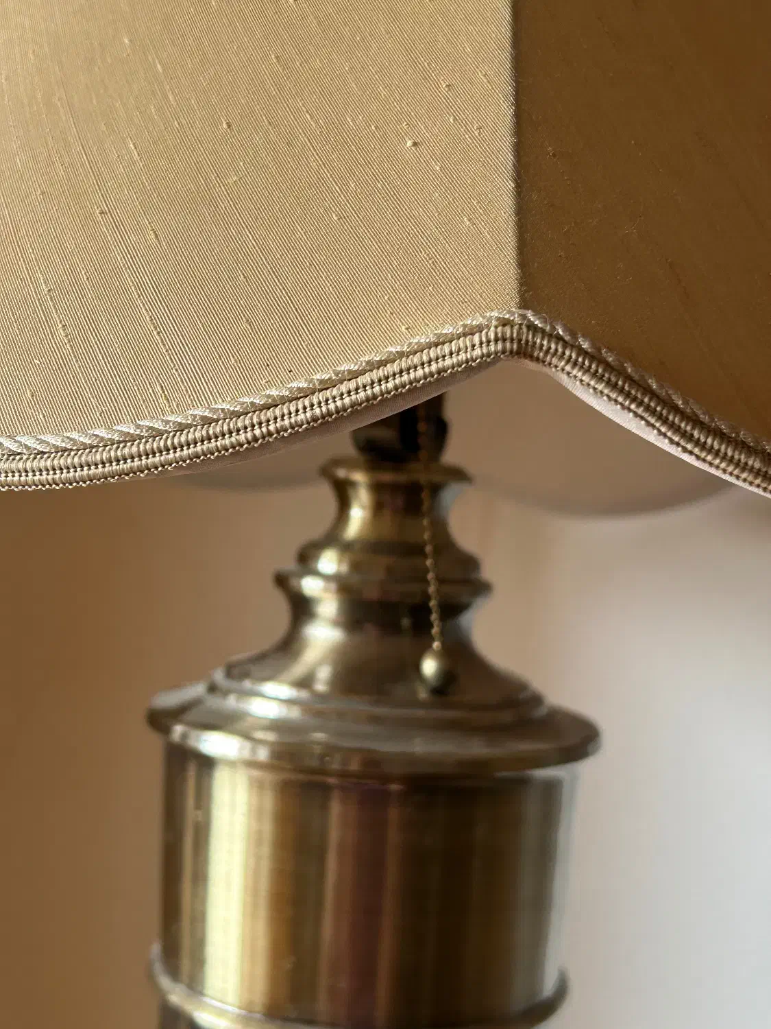 آباژور|چراغ خواب و آباژور|رشت, گلسار|دیوار