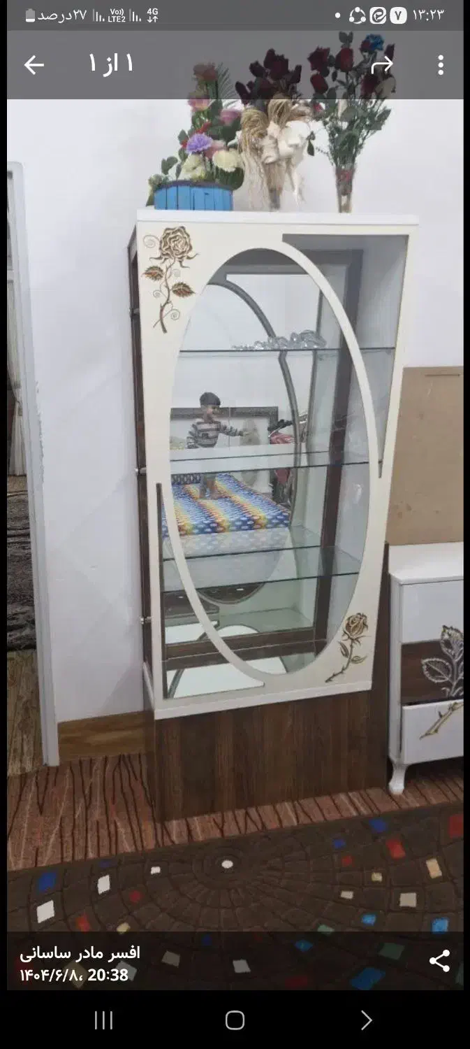 بوفه در حد نو یک عدد بوفه در حد نو|بوفه، ویترین، کنسول|اردکان, |دیوار