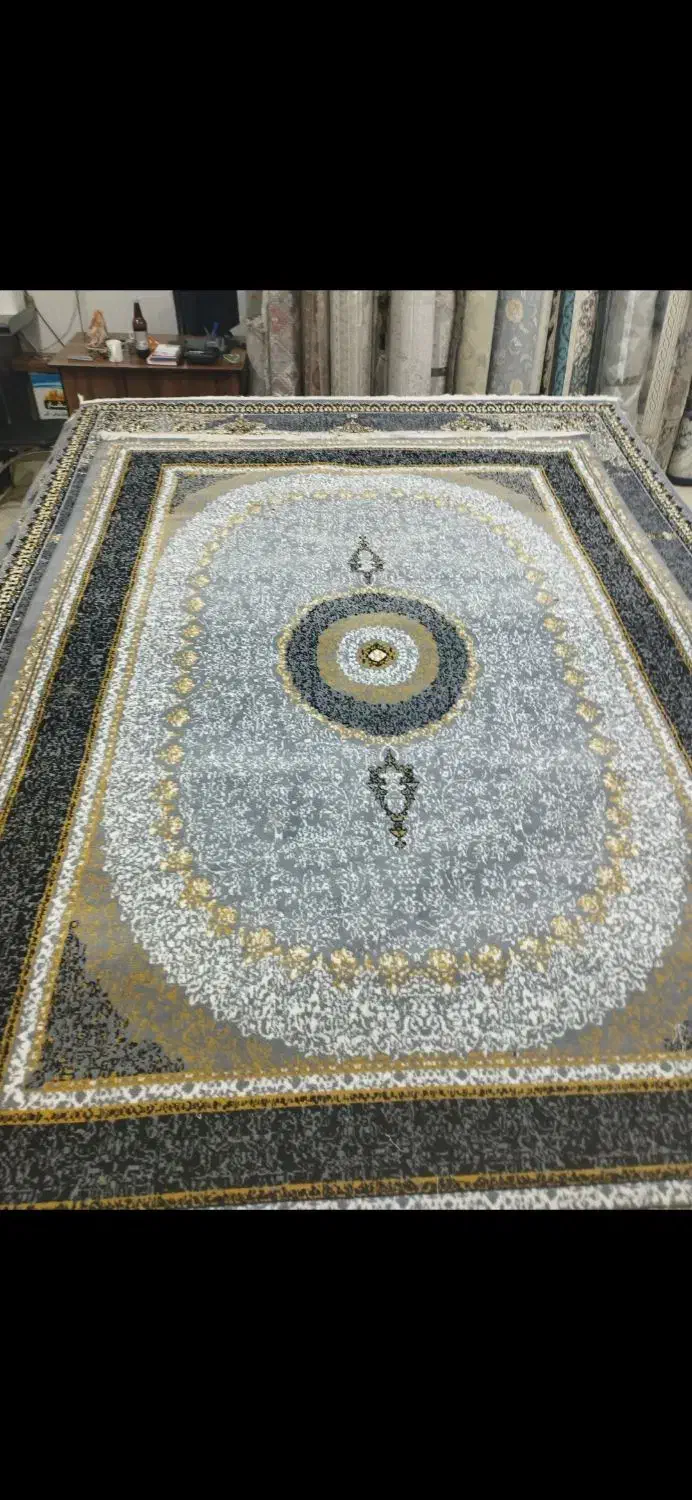 فرش درباری|فرش|اصفهان, لاله|دیوار