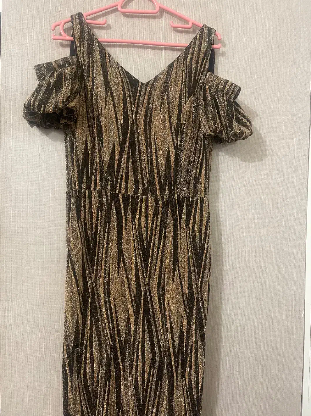 لباس مجلسی|لباس|زابل, |دیوار