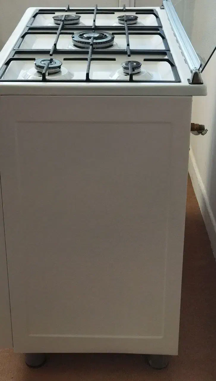 فروش اجاق گاز پنج شعله و میز تلویزیون|اجاق گاز و لوازم برقی پختوپز|تایباد, |دیوار