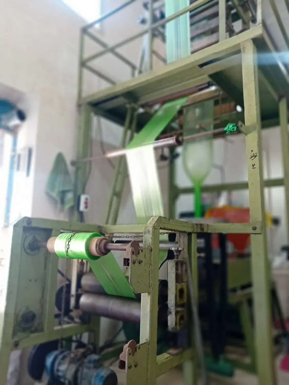 نایلون و نایلکس|ظروف نگهدارنده، پلاستیکی، یکبارمصرف|ملکان, |دیوار