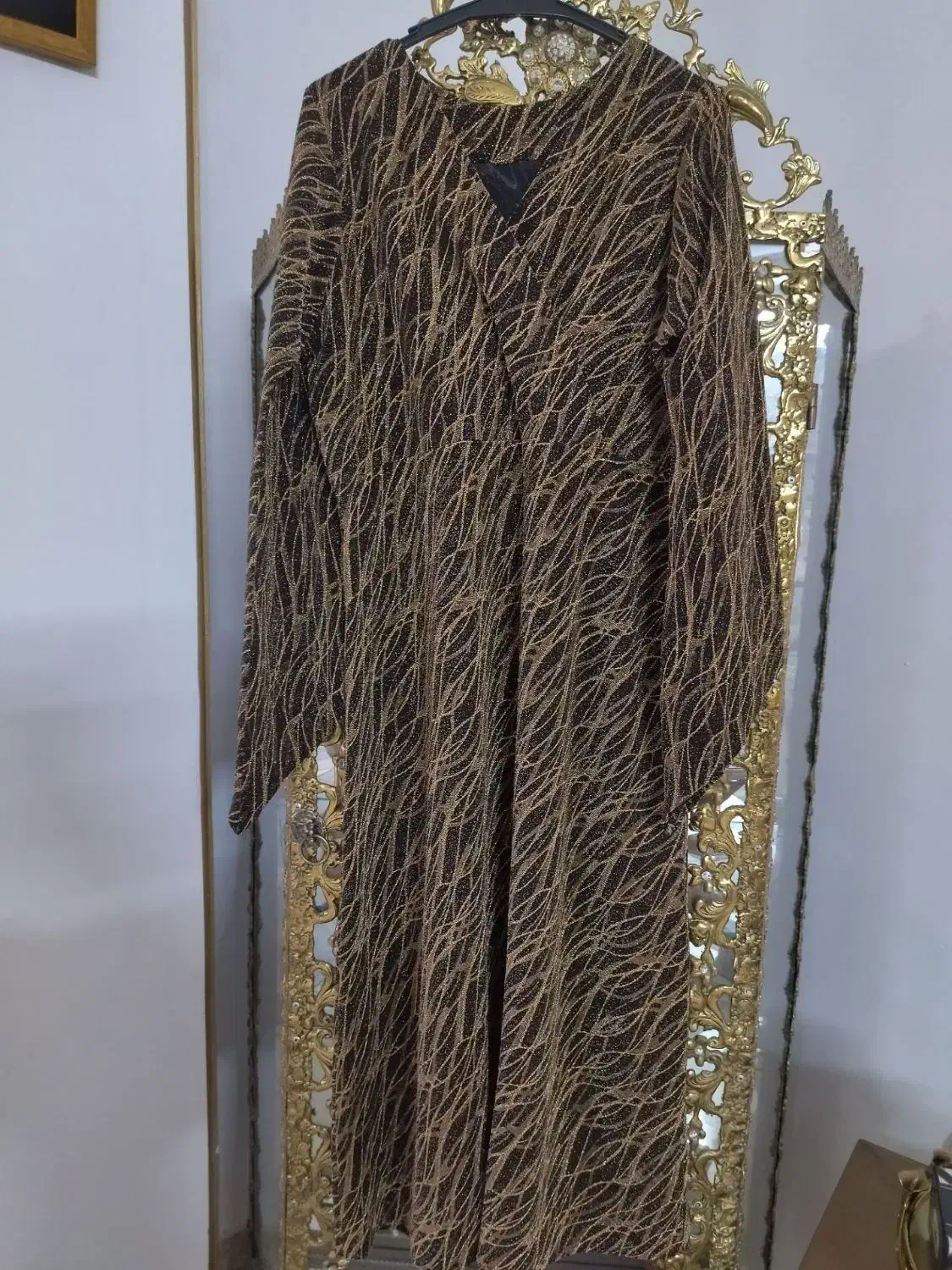 لباس مجلسی پیرهن پلنگی|لباس|رباط‌کریم, نصیرشهر|دیوار