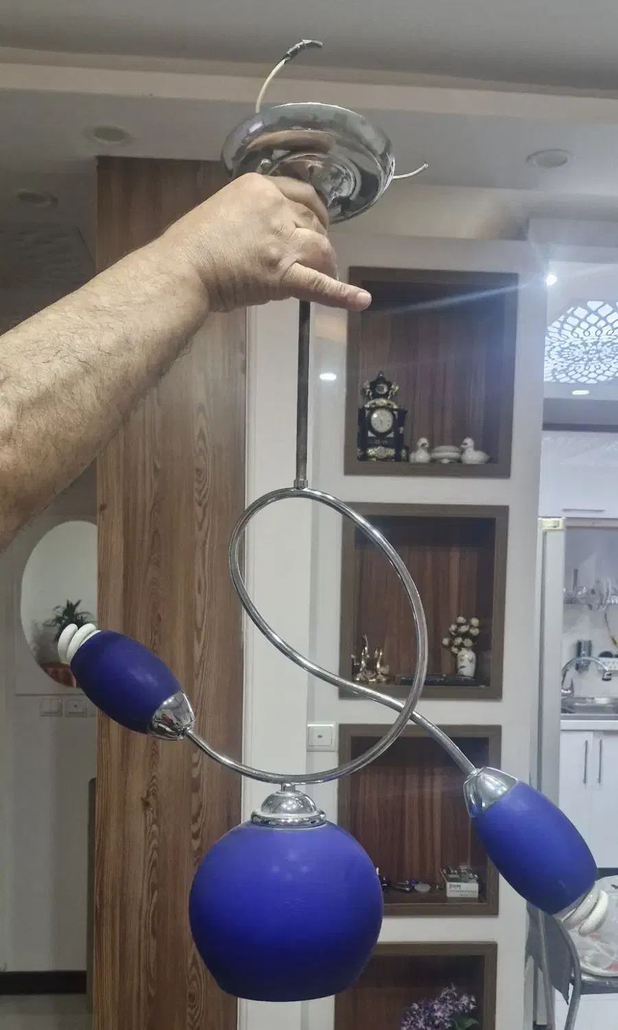 لوستر ۳ شاخه اتاق خوابی|لوستر و چراغ آویز|پرند, فاز ۴|دیوار