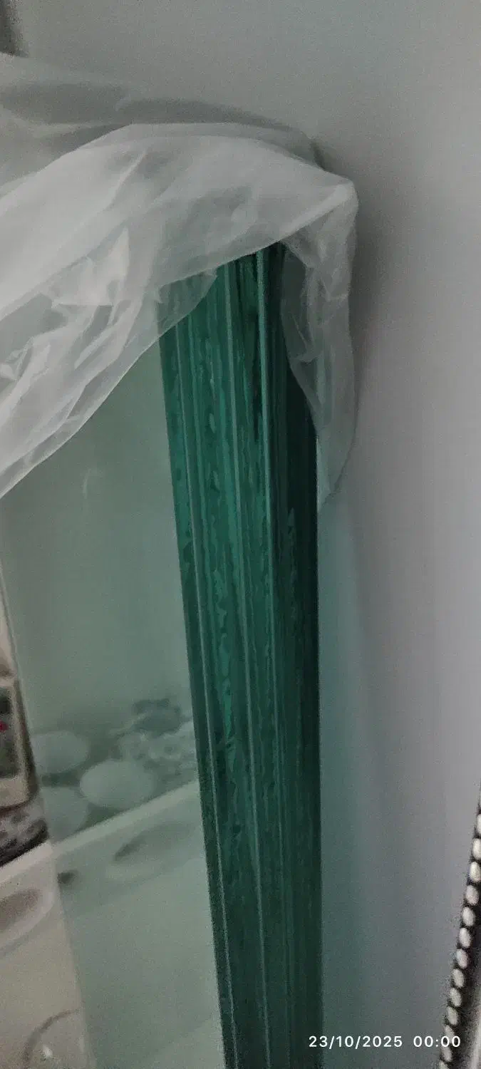 شیشه 5 میل جهت قفسه|کتابخانه، شلف، قفسههای دیواری|مشهد, الهیه|دیوار