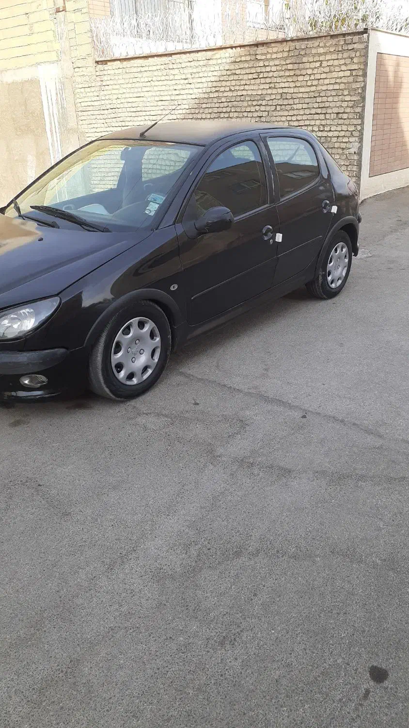 ۲۰۶ مدل ۸۱ تمیز و خانگی|خودرو سواری و وانت|اصفهان, باغ فدک|دیوار