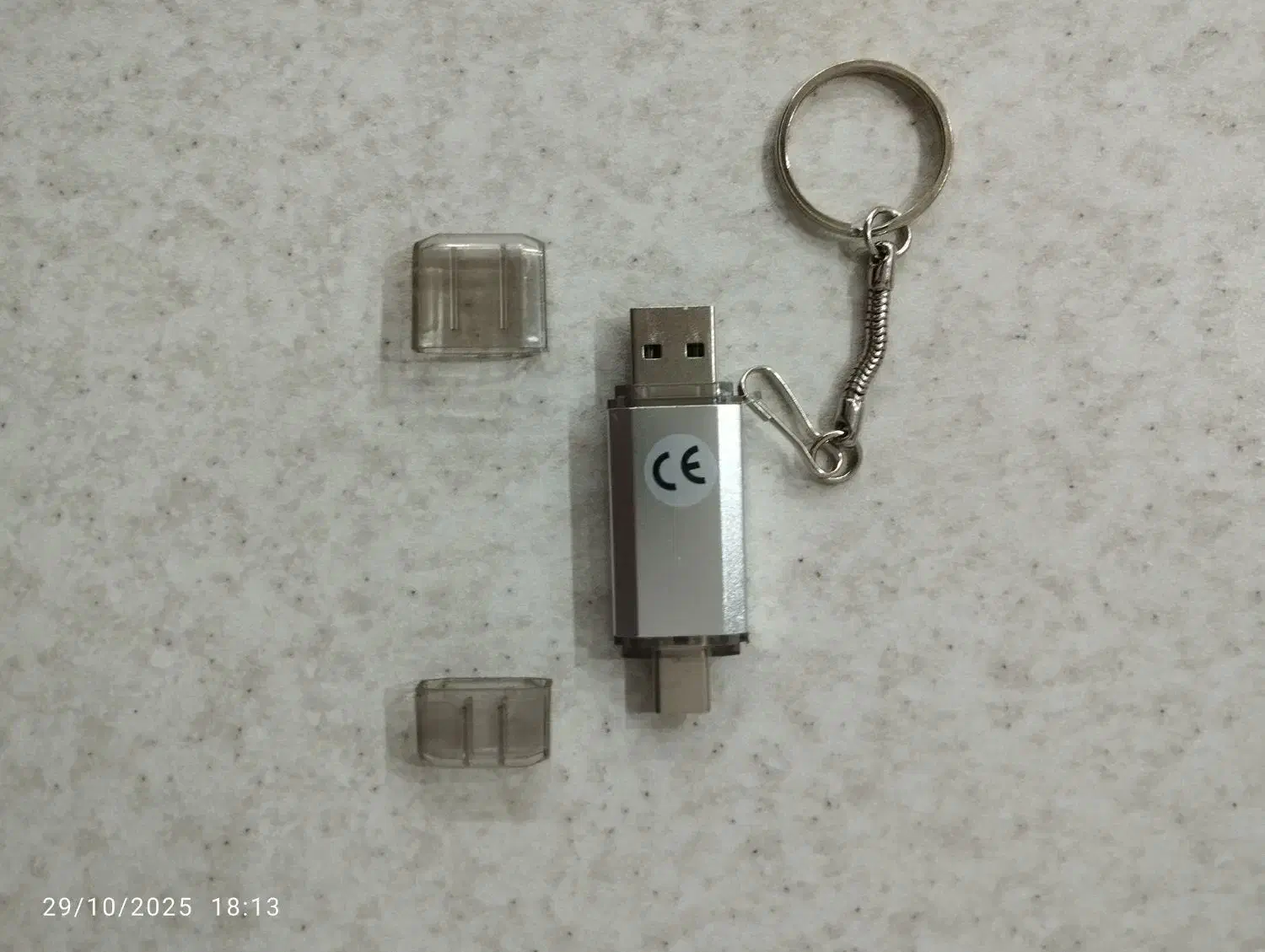 فلش 100 گیگ با دو درگا|قطعات و لوازم جانبی رایانه|سنندج, |دیوار