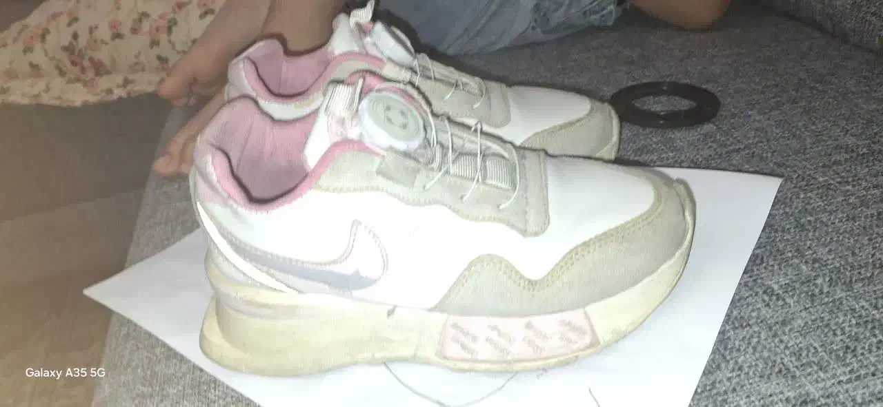 کتونی محکم و سالم دخترانه|کفش و لباس بچه|تهران, امام زاده حسن|دیوار