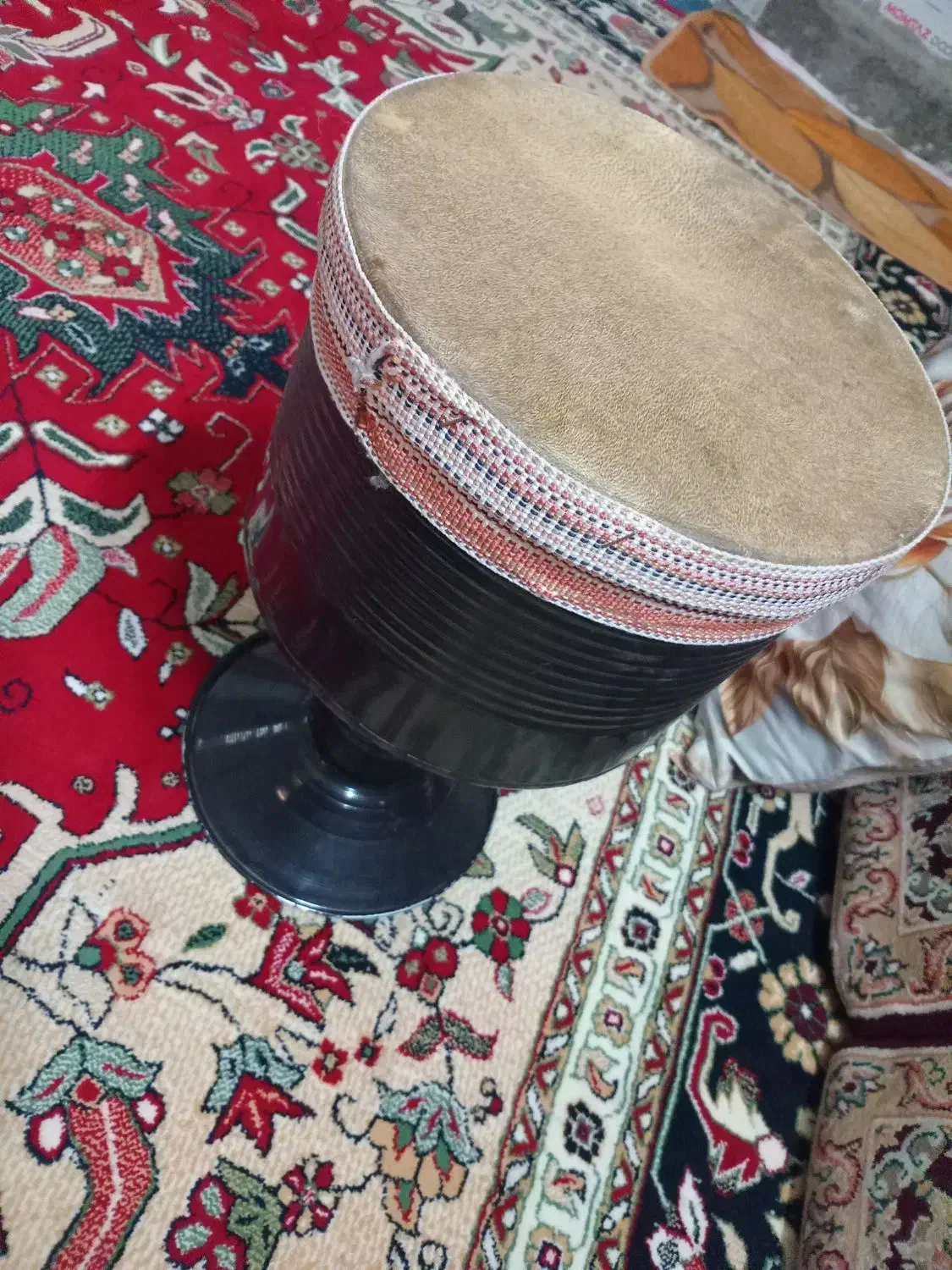 تنبک|سازهای سنتی|ساوه, |دیوار