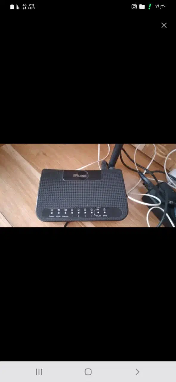 فروش یک عدد مودم اینترنت adsl|مودم و تجهیزات شبکه|صدرا-فارس, فاز ۱|دیوار