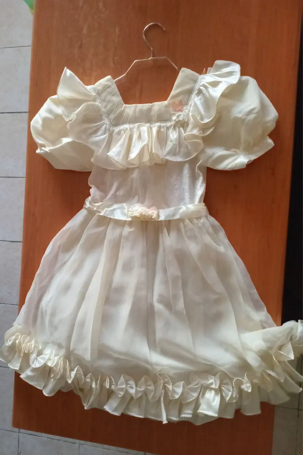 لباس عروس بچگانه مناسب برای هفت هشت سالگی|لباس|پردیس, فاز ۲|دیوار