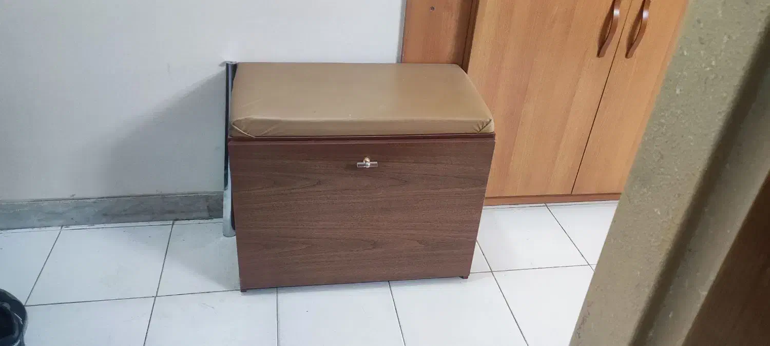 جاکفشی|جاکفشی، کمد، دراور|اصفهان, بهارستان (مخابرات)|دیوار