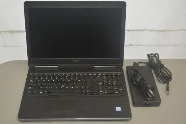 گیمینگ Dell 7510 precision i7 hqبا 4gگرافیک M2200|رایانه همراه|تهران, ارم|دیوار