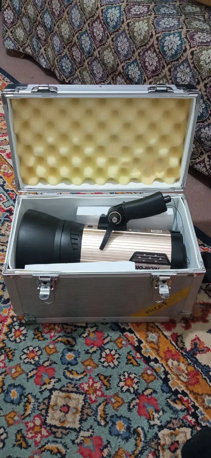 نور فلاش پرتابل نایس فوتو|دوربین عکاسی و فیلمبرداری|کرمان, |دیوار