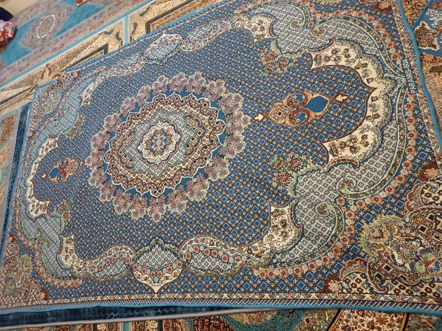 روفرشی نو|روفرشی|نهاوند, |دیوار