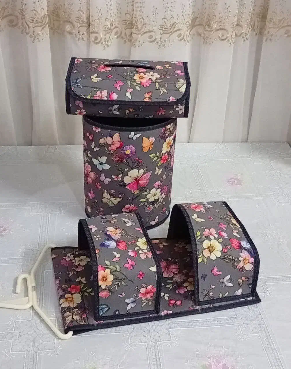 لباس|لباس|چمران, |دیوار