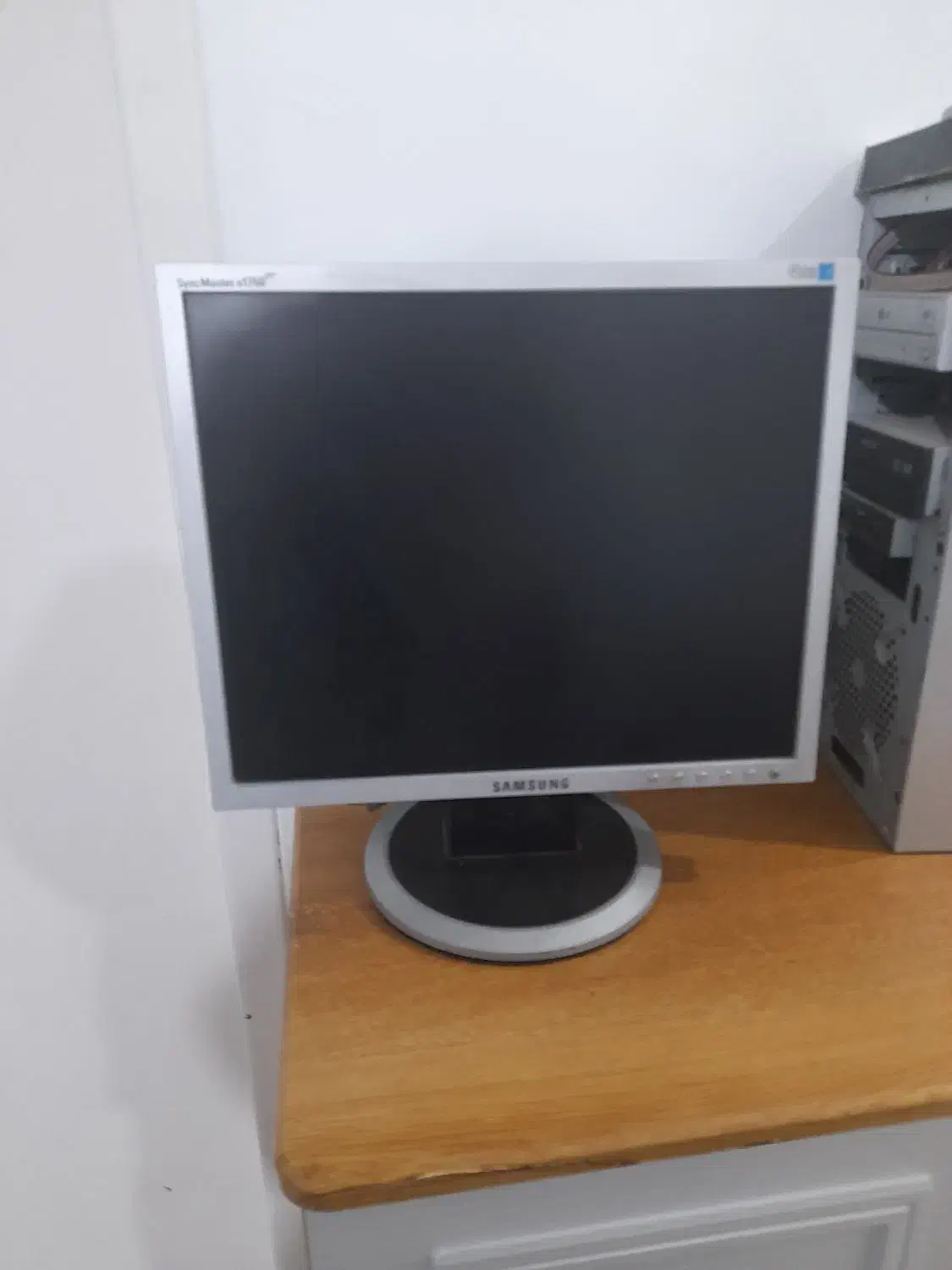 مانیتور سامسونگ|قطعات و لوازم جانبی رایانه|فردیس, ثابتی|دیوار