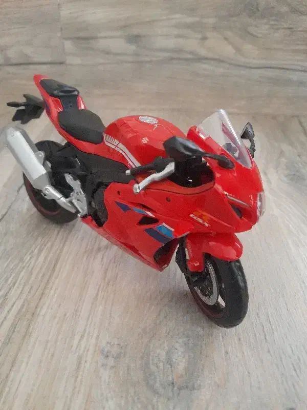 ماکت موتور|اسباببازی|ایلخچی, |دیوار