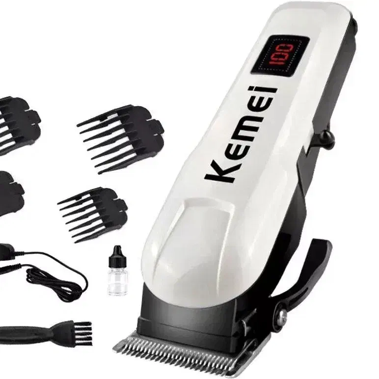 فرصت محدود فروش 4دستگاه ماشین ریش تراش|آرایشی، بهداشتی، درمانی|سبزوار, سیادتی|دیوار