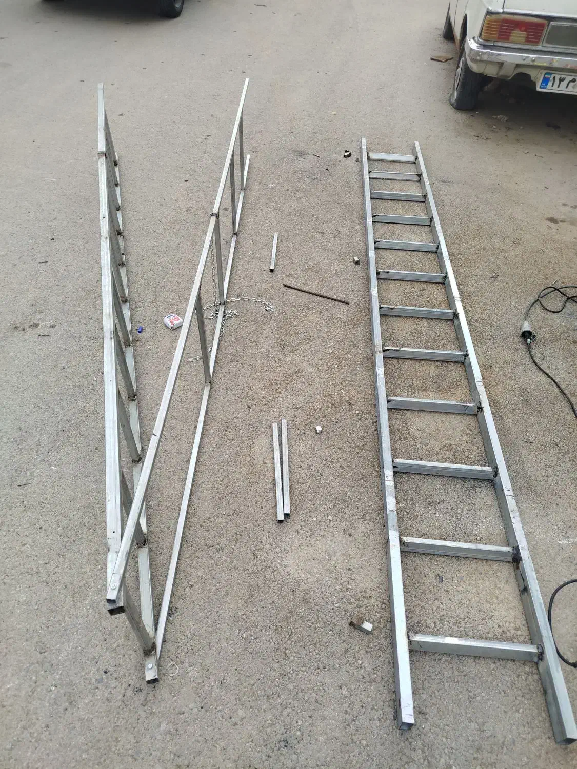 نردبان|مصالح و تجهیزات ساختمان|بروجرد, |دیوار