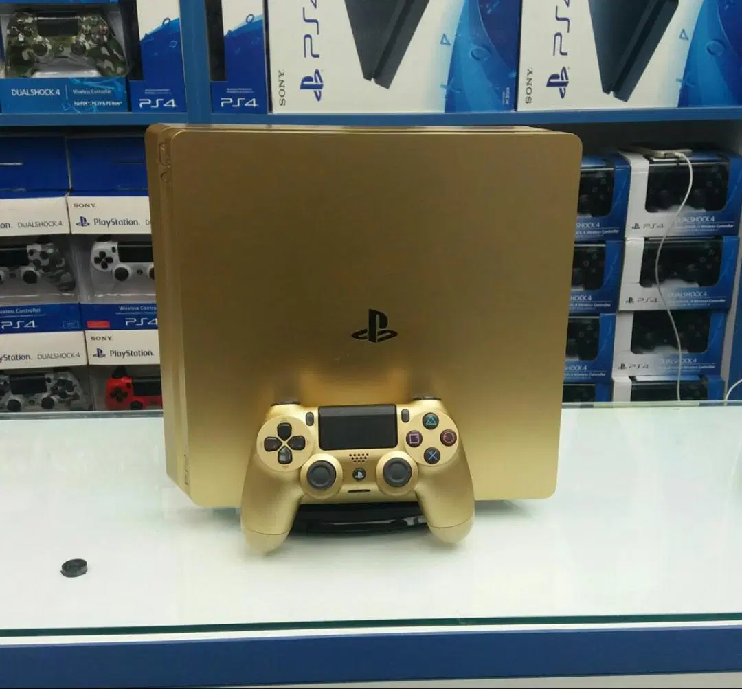 خریدار فروشنده PS4 slim fat Poro حتی بدون جعبه|کنسول، بازی ویدئویی و آنلاین|تهران, پرستار|دیوار