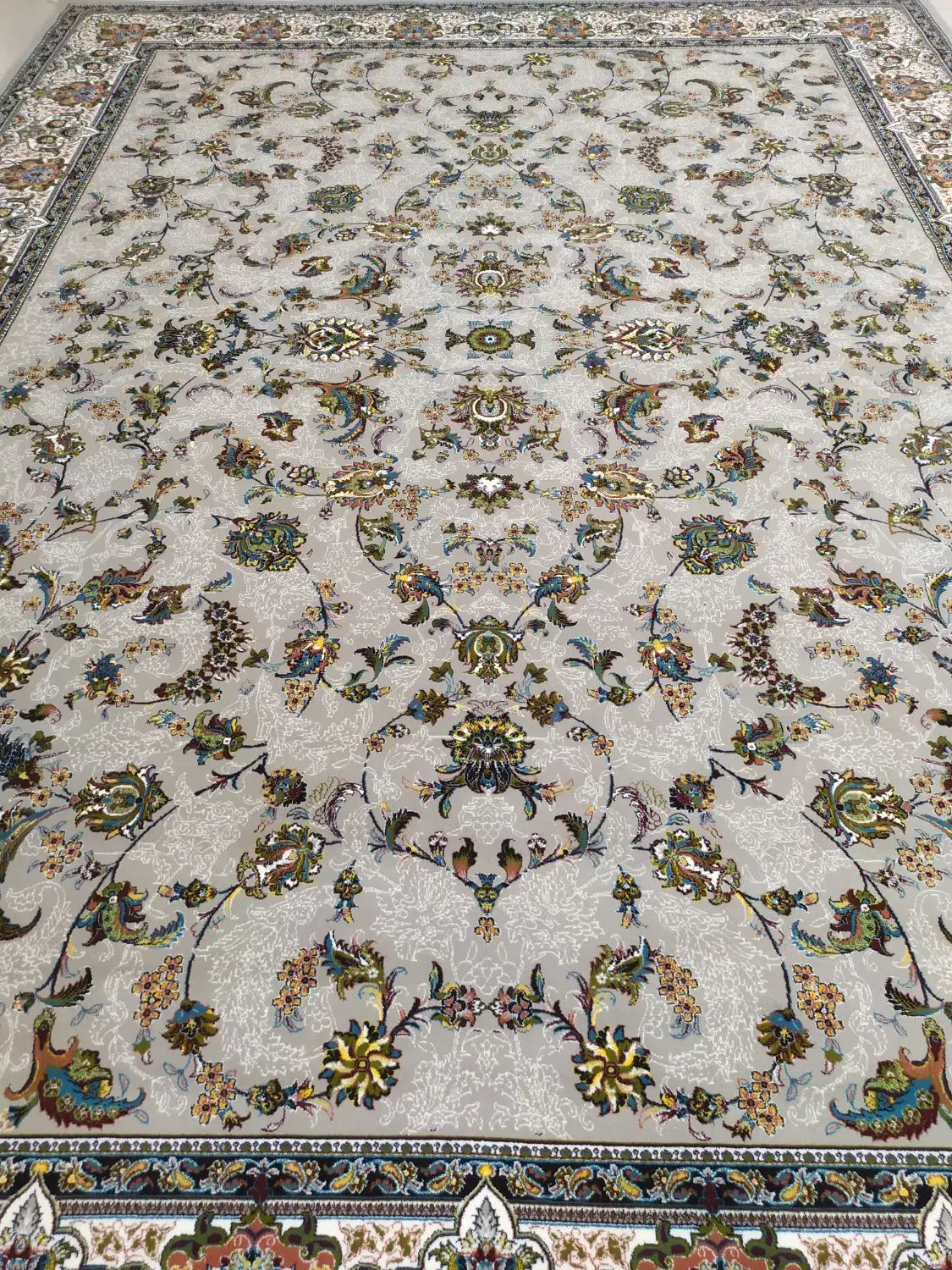 فرش700شانه با تراکم 2550دررنگ بندی و نقشه متفاوت|فرش|بانه, |دیوار